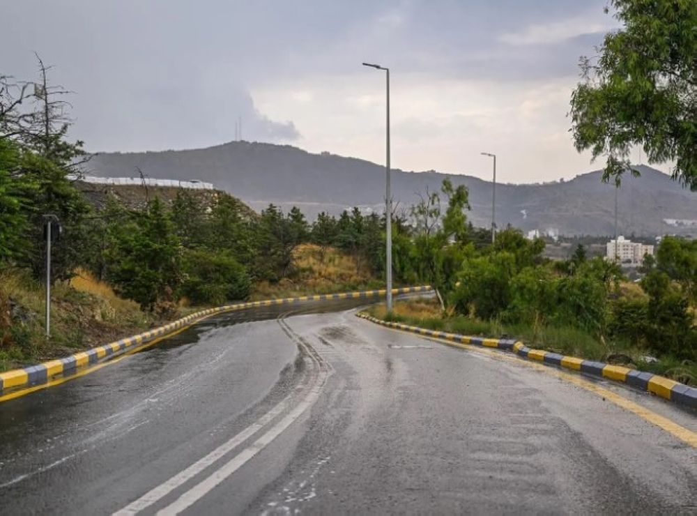 "الأرصاد": أمطار غزيرة ومتوسطة على 3 مناطق