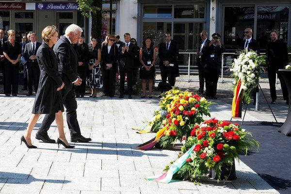 الرئيس الألماني يحضر حفل تأبين ضحايا هجوم زولينغن