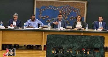 نقيب الصحفيين: حذف مادة حظر نشر الأخبار عن وقائع الجلسات خطوة إيجابية.. صور