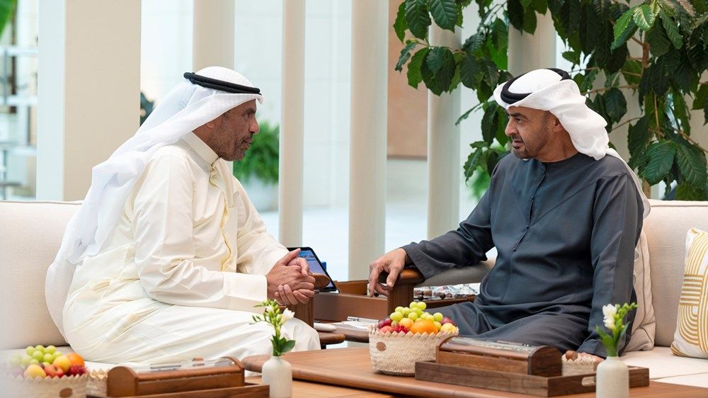 رئيس الدولة يستقبل وزير الخارجية الكويتي