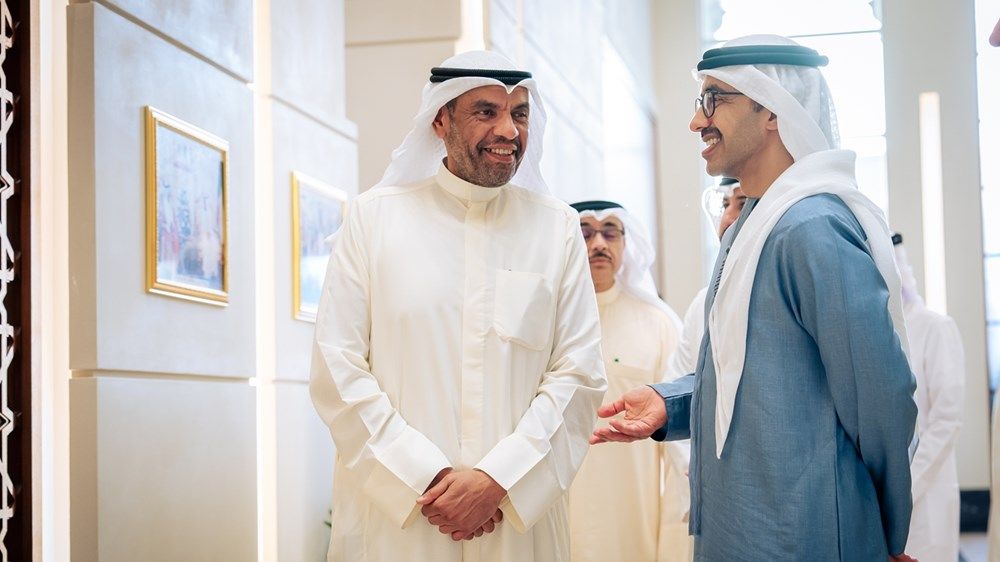 عبدالله بن زايد ووزير خارجية الكويت يفتتحان المبنى الجديد لسفارة الكويت بأبوظبي