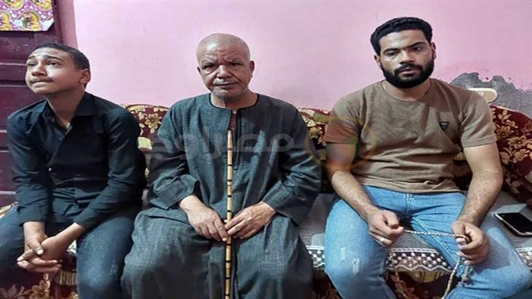 مات بين الأذان والإقامة.. تفاصيل واقعة وفاة إمام داخل مسجد بسوهاج -فيديو وصور