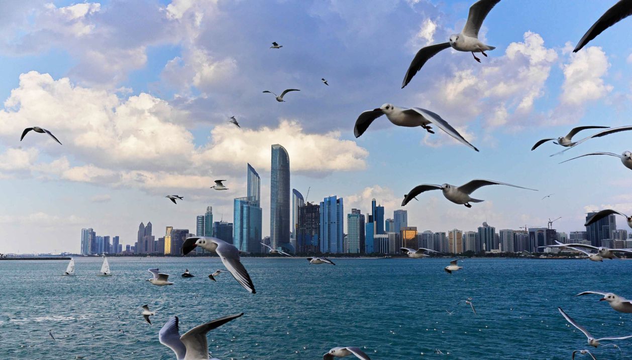 الامارات | "الأرصاد" يُعلن: 23 سبتمبر بداية فصل الخريف "فلكياً"