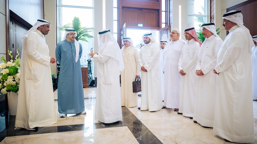 عبدالله بن زايد ووزير خارجية الكويت يفتتحان المبنى الجديد لسفارة الكويت بأبوظبي