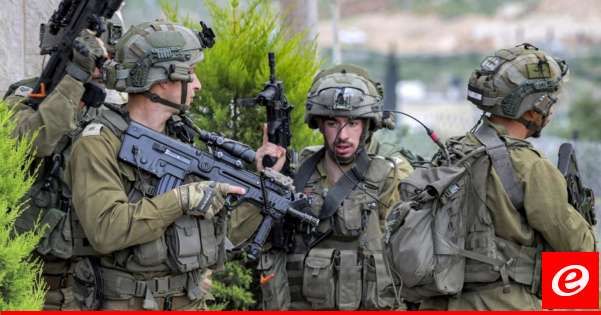 الجيش الإسرائيلي: تلقينا بلاغا عن مركبة مشتبه بها عند عطيرت ونقوم بتفكيك المتفجرات في الموقع