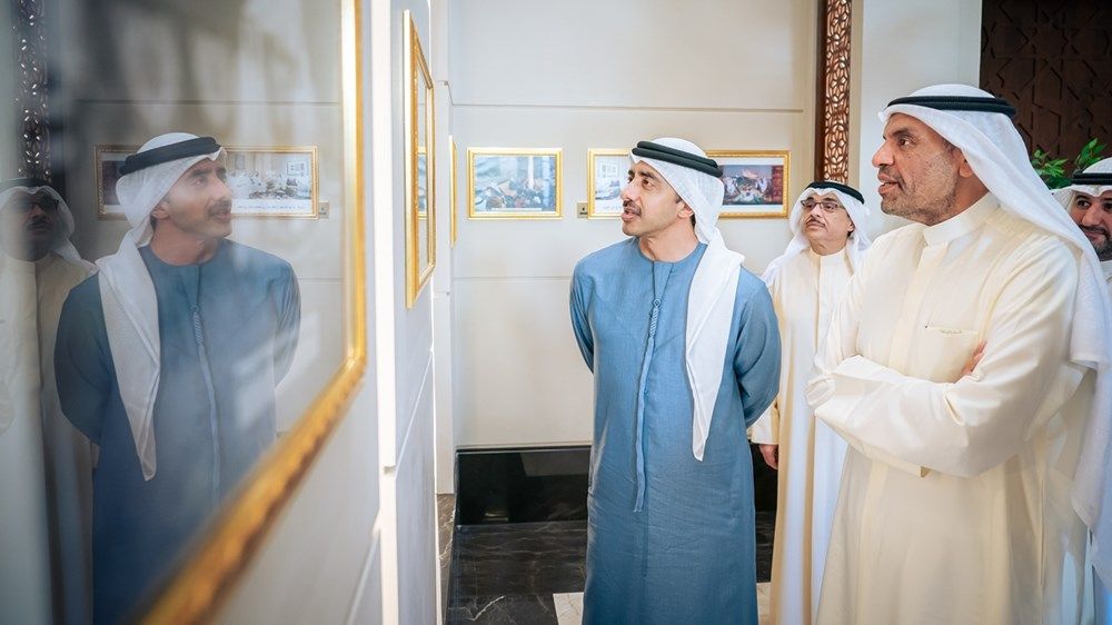 عبدالله بن زايد ووزير خارجية الكويت يفتتحان المبنى الجديد لسفارة الكويت بأبوظبي