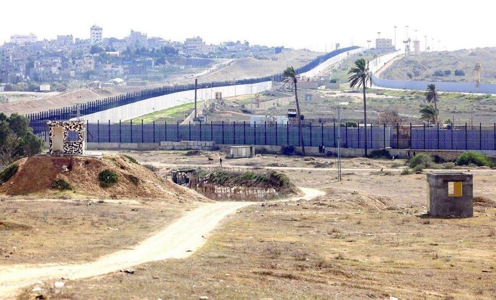 مصدر رفيع المستوى: مصر تجدد رفضها لأي وجود إسرائيلي في محور فيلادلفيا ومعبر رفح