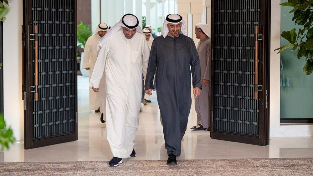 رئيس الدولة يستقبل وزير الخارجية الكويتي