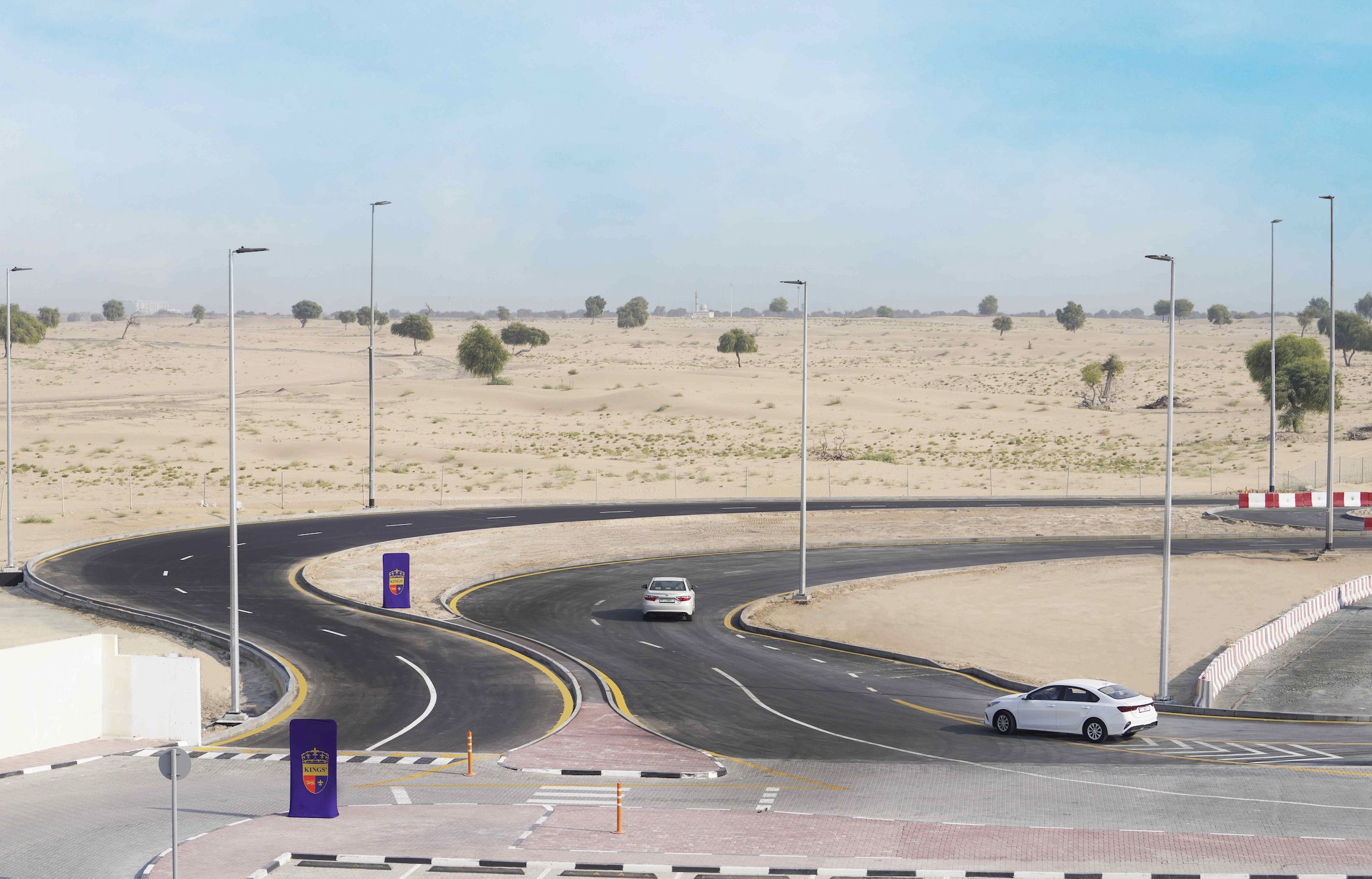 الامارات | "طرق دبي" تنفذ تحسينات مرورية على شارع أم سقيم لرفع انسيابية الحركة المرورية للموسم الدراسي الجديد