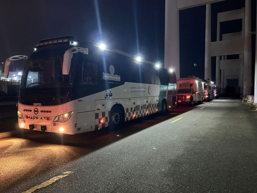 لمباشرة الحالة المطرية.. 1420 مقدم خدمة وأسطول إسعافي في مكة المكرمة