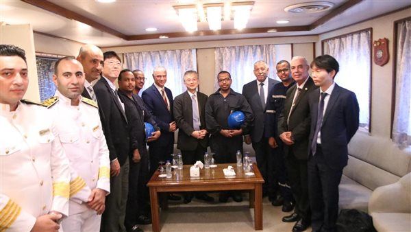 حرصا من اليابان على التعاون مع الدول الافريقية السفير أوكا هيروشى يزور السفينة "عايدة ٤"