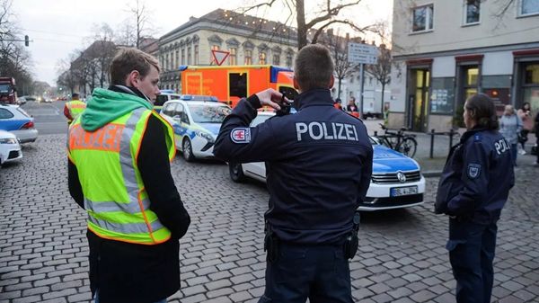 مئات المدارس في التشيك تتلقى تهديداً بوجود قنابل