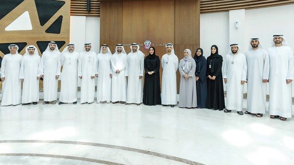 «صحة أبوظبي» تشكل لجنة الأطباء الإماراتيين الاستشارية