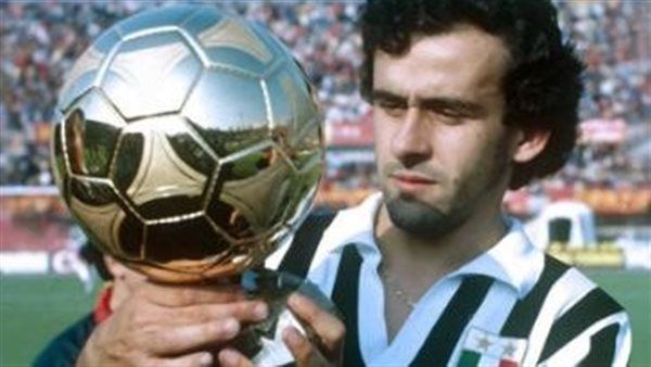 الكرة الذهبية.. بلاتيني أول المتوجين وميسي الأكثر حصولٍا على البالون دور