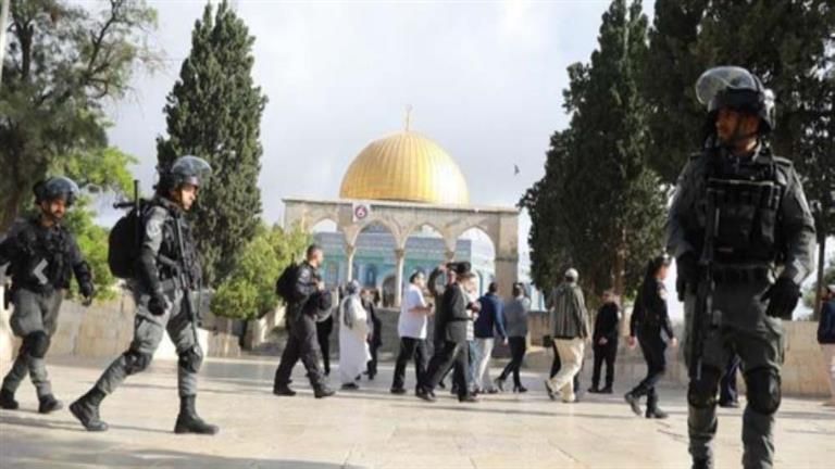 أوقاف القدس: 300 مستوطن ومتطرف اقتحموا المسجد الأقصى اليوم -فيديو