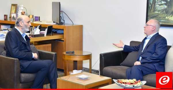 ضاهر التقى جعجع: خشبة الخلاص تبدأ بانتخاب الرئيس