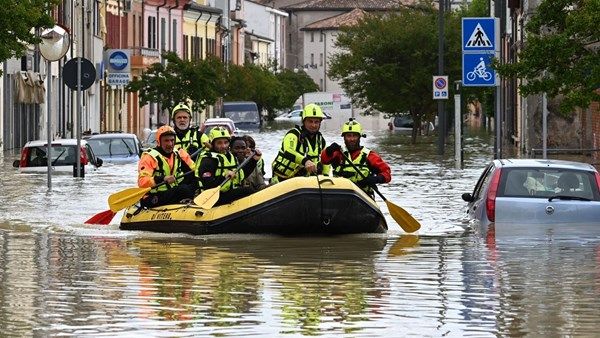 عاصفة مطرية قوية تضرب إيطاليا