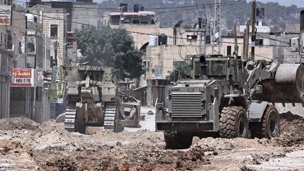 قوات الاحتلال تقتحم محيط المستشفى الحكومي في جنين وتحاصر مبنى البلدية