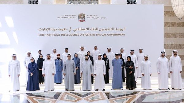 محمد بن راشد يلتقي الرؤساء التنفيذيين للذكاء الاصطناعي في الحكومة الاتحادية