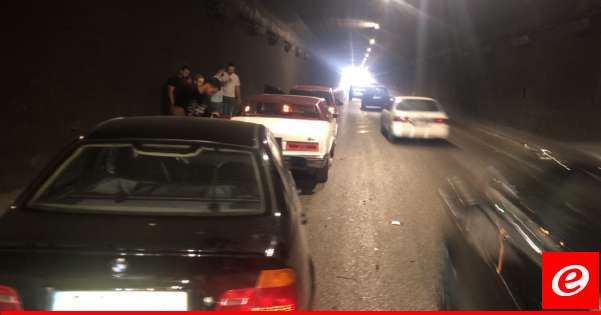 التحكم المروري: تصادم بين 4 سيارات داخل نفق المطار الثاني باتجاه خلدة