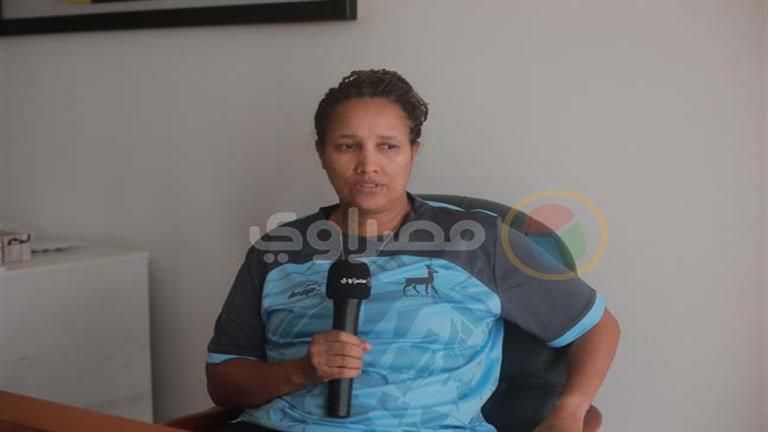 "مهندسة لعبت للإنفاق على عائلتها".. حكاية شيلين يوستن أول مدربة أجنبية في مصر