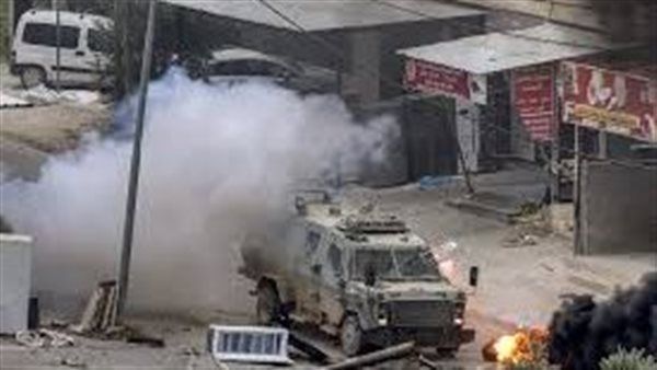 الجيش الإسرائيلي: قواتنا تجرف محاور زرعت فيها عبوات ناسفة بمخيم الفارعة