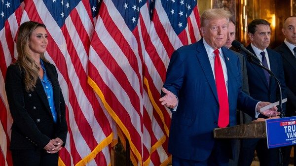 تأجيل الحكم على ترامب في قضية تزوير وثائق تجارية