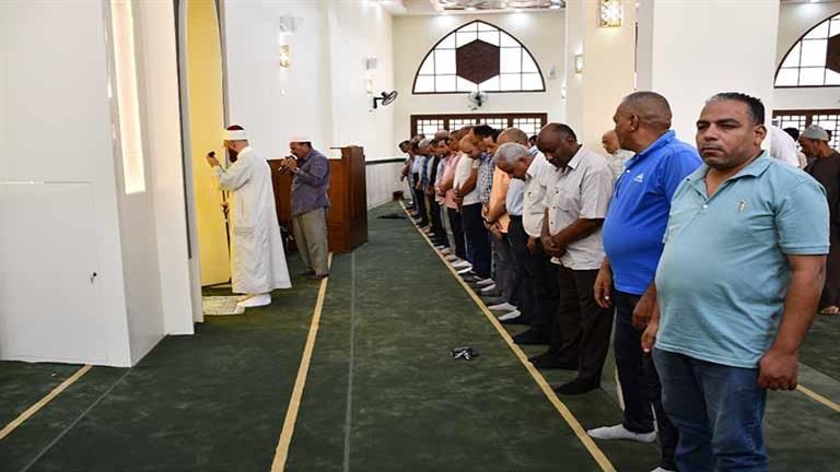 يستوعب 400 مصل.. رئيس جامعة حلوان يفتتح مسجد الجامعة بعد تطويره