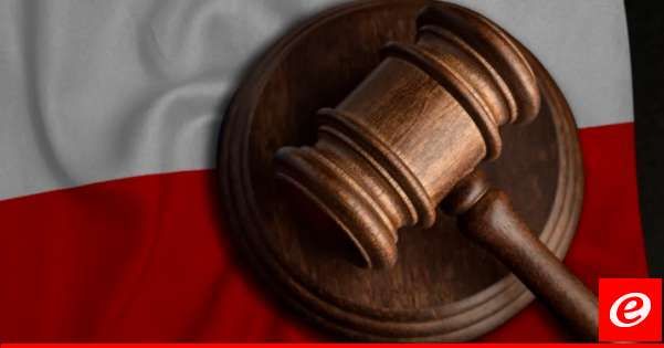 مذكرات توقيف بولندية بحق 3 مسؤولين بيلاروسيين بسبب تحويل مسار طائرة لاعتقال صحافي