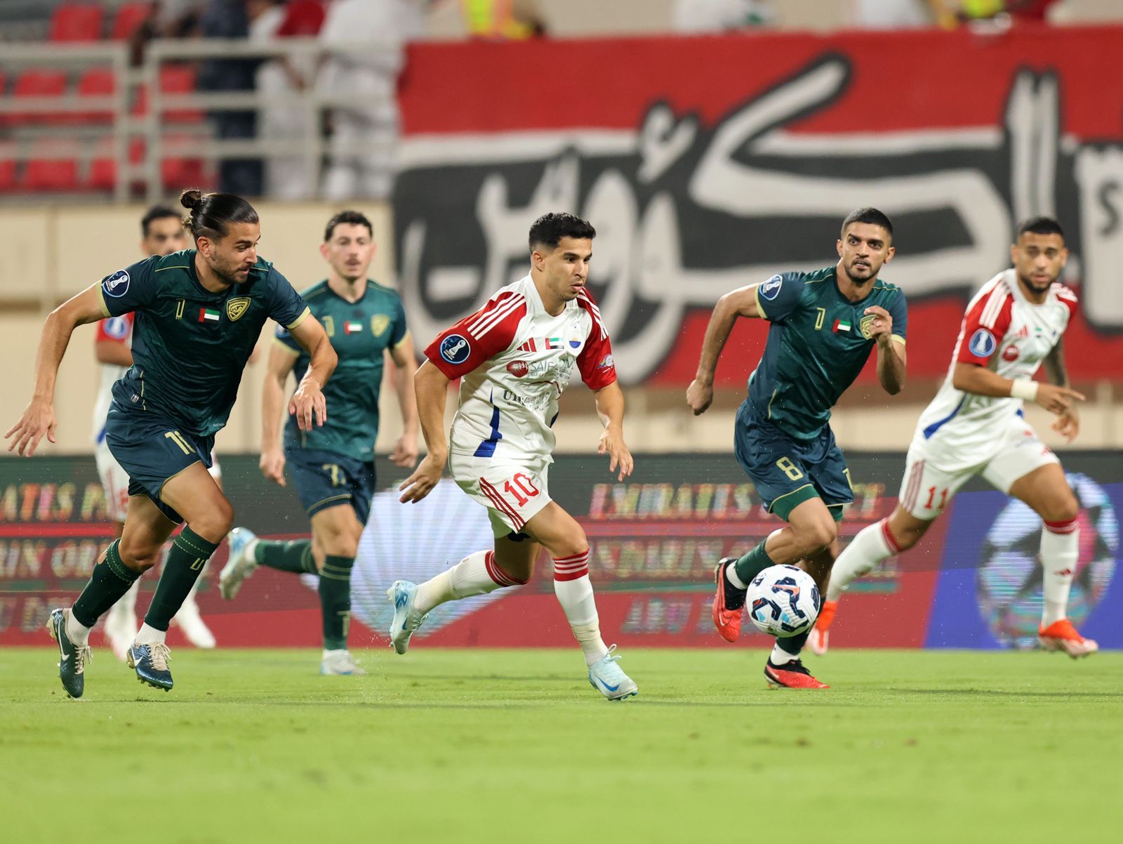 الامارات | الشارقة يضرب موعدا مع الوحدة في ربع نهائي كأس المحترفين