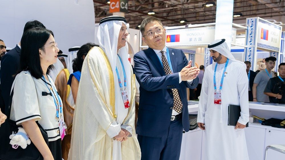 حاكم رأس الخيمة: نتطلع لدفع العلاقات مع الصين نحو مرحلة جديدة من التعاون