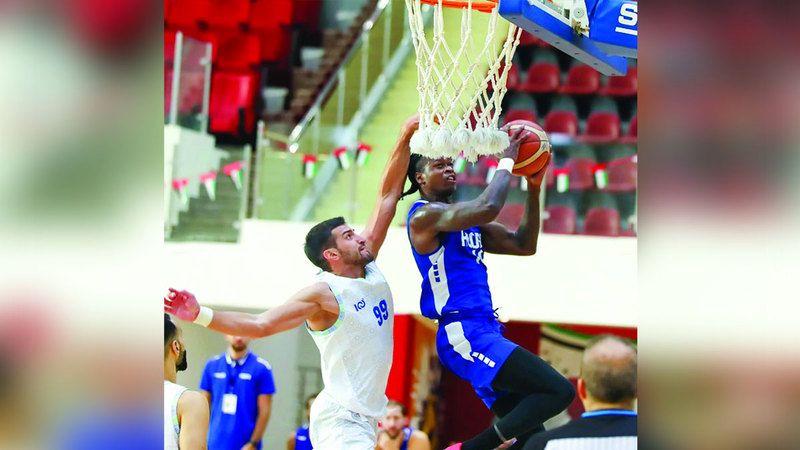 الامارات | هوبس يقسو على الفتح  في «دولية الشارقة» للسلة