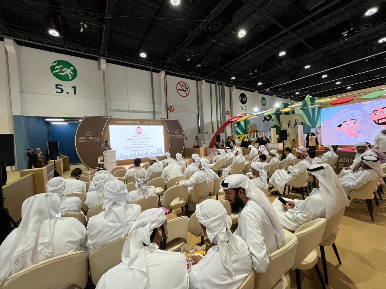 الامارات | شرطة أبوظبي: إقبال كبير شهدته مبادرة تخفيض النقاط المرورية في معرض الصيد والفروسية