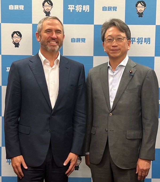 شركة الريبل تتجه نحو اليابان لإطلاق عملة RLUSD وسط التحديات التنظيمية في الولايات المتحدة