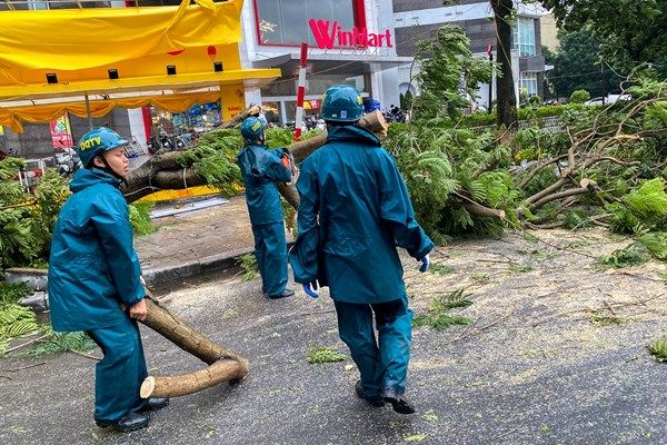 الإعصار ياجي يتراجع بعد اجتياح هانوي عاصمة فيتنام