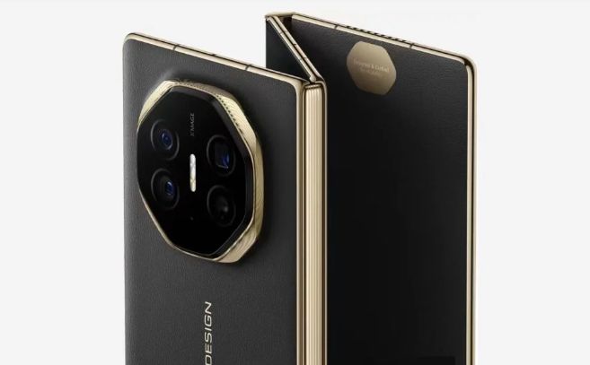 تكنولوجيا: صور رسمية لهاتفHuawei Mate XT المرتقب باللون الأسود