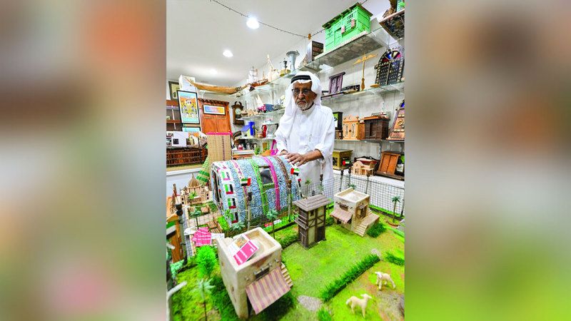 الامارات | مواطن تسعيني يستحضر التراث بـ «أعمال يدوية»