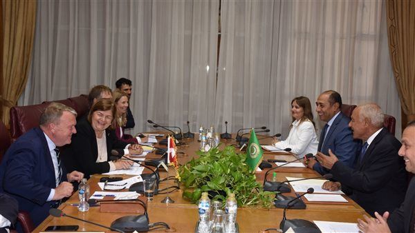 أبو الغيط يستقبل وزير خارجية الدنمارك ويدعو بلاده للاعتراف بالدولة الفلسطينية