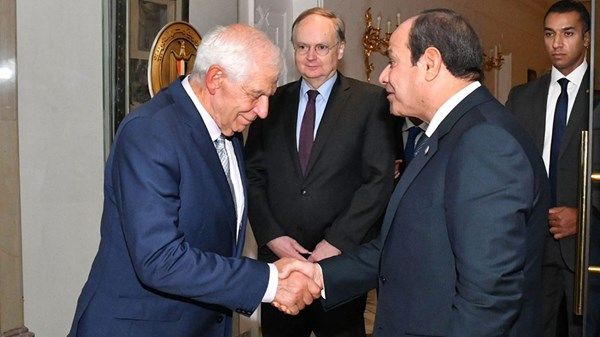 السيسي يدعو للضغط من أجل وقف الحرب في غزة