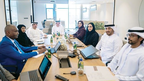 «العليا للبيانات» تستعرض مشروع توأم عجمان الرقمي