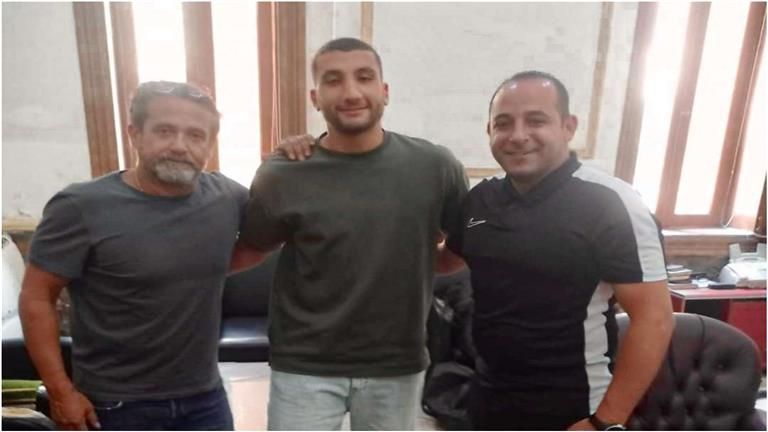 "أتمنى العودة من الباب الكبير".. موهبة الأهلي يُعلن رحيله رسميًا لحرس الحدود
