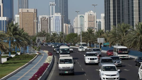 "القابضة ADQ" تؤسس شركة "كيو موبيليتي" لدعم خدمات النقل في أبوظبي