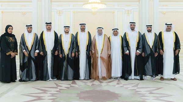 حاكم الشارقة: ضرورة التركيز على احتياجات المجتمع والمواطنين