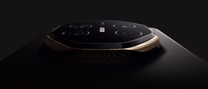 تكنولوجيا: تفاصيل مواصفات هاتف Mate XT Ultimate ثلاثي الطي من هواوي