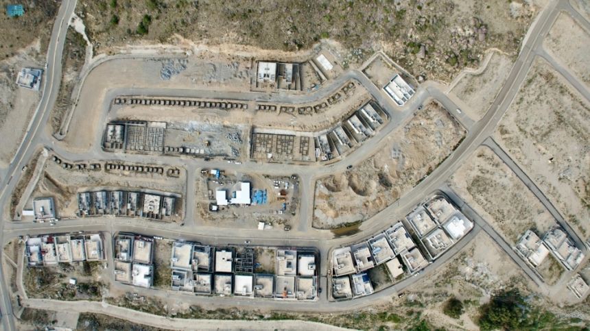 الباحة.. تنفيذ 11 مشروعاً للإسكان وتوقيع 24 اتفاقية للأسر الأشد حاجة للسكن