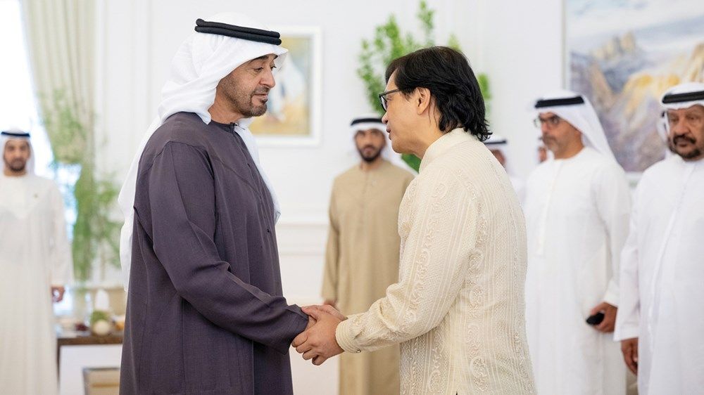 رئيس الدولة: تمنياتنا للفلبين وشعبها الصديق بمزيد من النماء