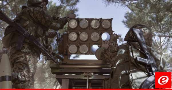 حزب الله أعلن استهداف موقعَي رويسة القرن والمطلة وثكنة زبدين وجنودًا إسرائيليين بمحيط موقع الراهب