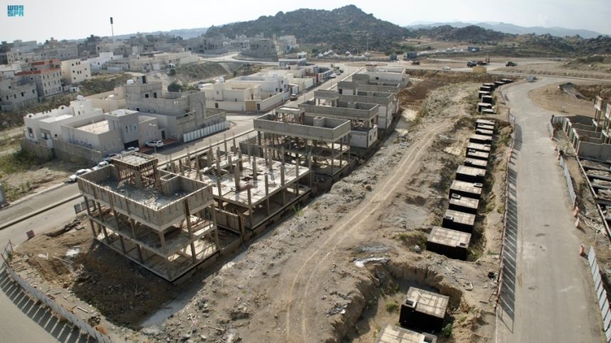 الباحة.. تنفيذ 11 مشروعاً للإسكان وتوقيع 24 اتفاقية للأسر الأشد حاجة للسكن