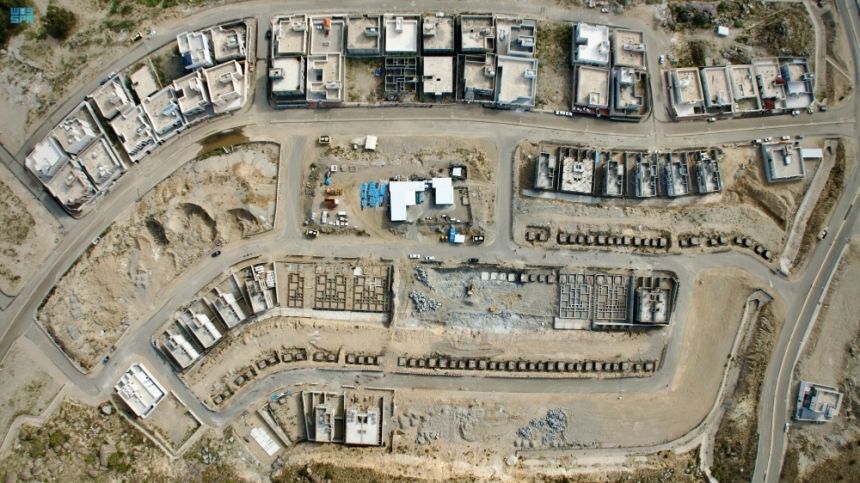 الباحة.. تنفيذ 11 مشروعاً للإسكان وتوقيع 24 اتفاقية للأسر الأشد حاجة للسكن