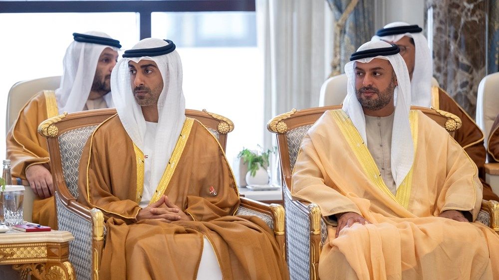 رئيس الدولة ورئيس مجلس الدولة الصيني يبحثان تعزيز الشراكة الاستراتيجية الشاملة بين البلدين